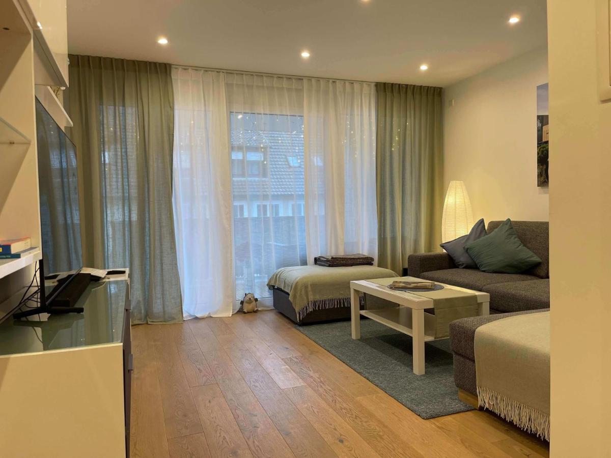 מצינגן Ferienwohnung Outletcity מראה חיצוני תמונה