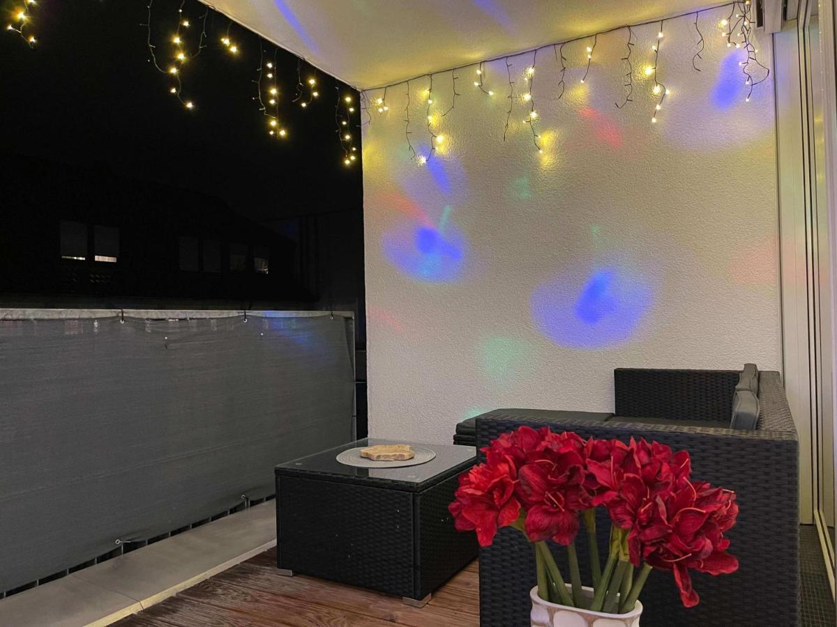 מצינגן Ferienwohnung Outletcity מראה חיצוני תמונה
