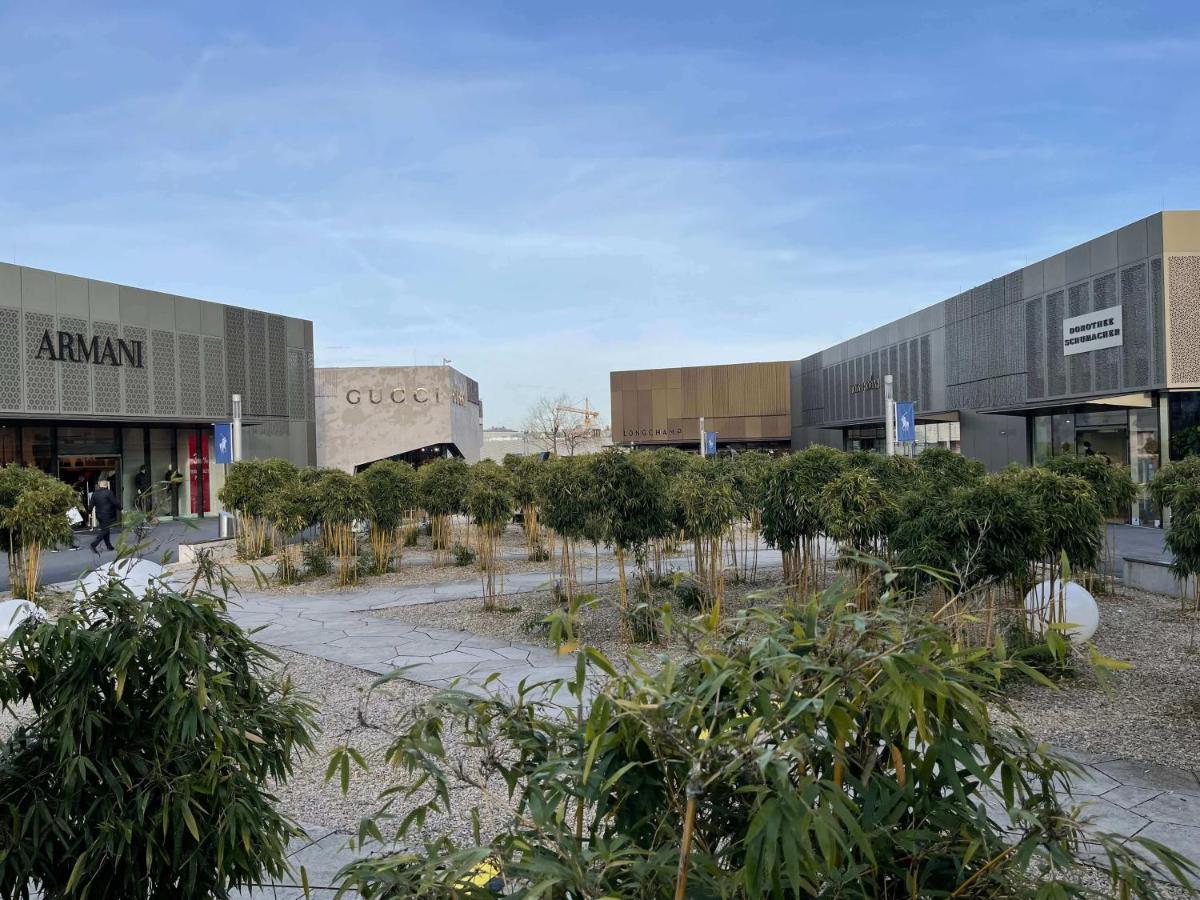 מצינגן Ferienwohnung Outletcity מראה חיצוני תמונה